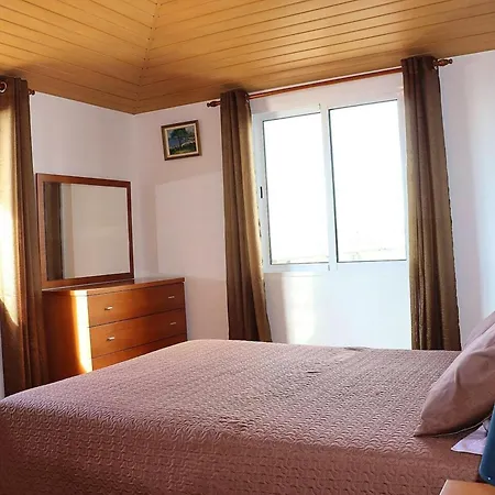 Charming House In Ribeira Brava With A Sunny Terrace. Ponta do Sol (Madeira)