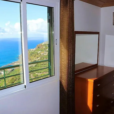 Charming House In Ribeira Brava With A Sunny Terrace. Holiday home Ponta do Sol (Madeira)